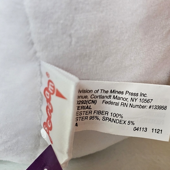 Iscream Super Soft Stuffed Black White Frosty Paws Fleece Pillow Brand New - Picture 7 of 12